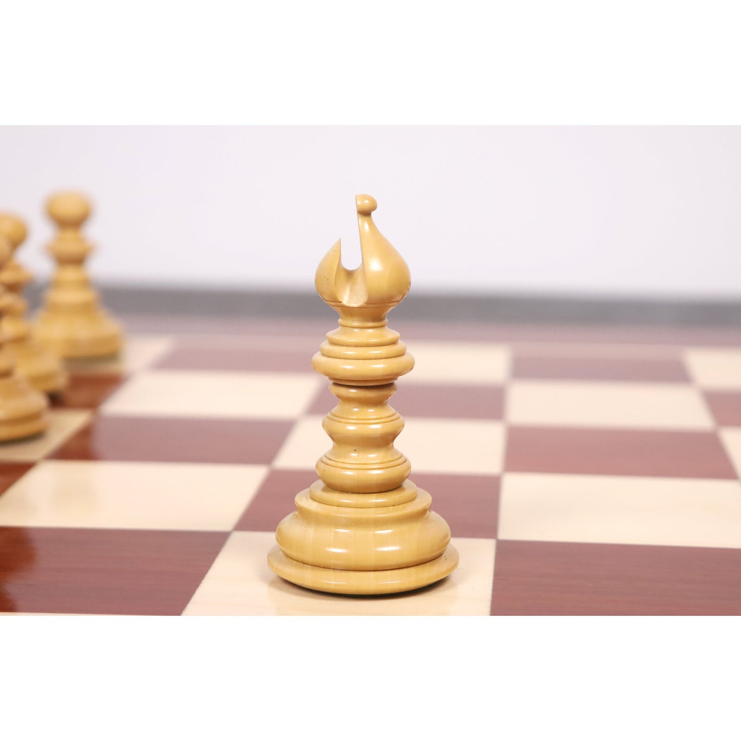 Leicht fehlerhaftes 4,3" Marengo Luxus Staunton Schachspiel - Nur Schachfiguren - Bud Rosewood Triple Weight