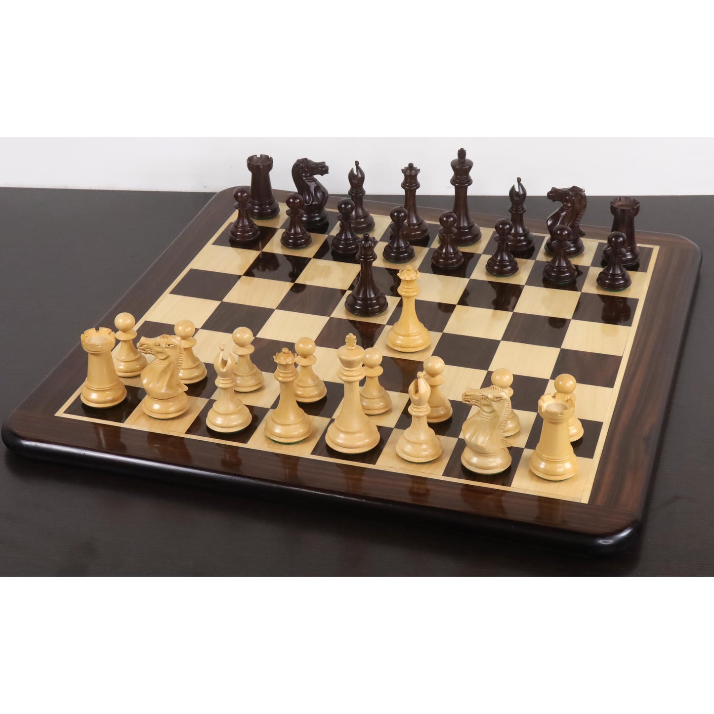 Leicht fehlerhaftes 4" elegantes Staunton Luxus-Schachspiel - nur Schachfiguren - dreifach gewichtetes Rosenholz