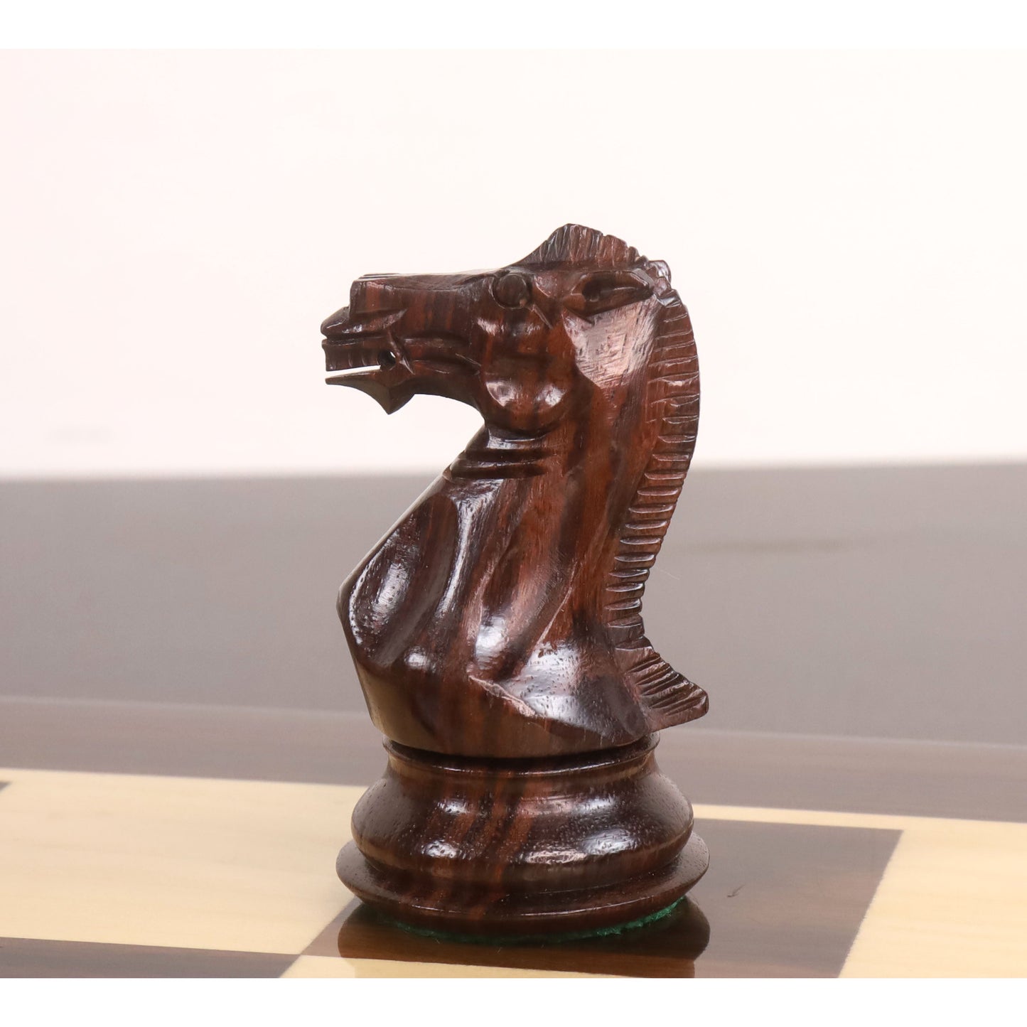 Leicht fehlerhaftes 4" elegantes Staunton Luxus-Schachspiel - nur Schachfiguren - dreifach gewichtetes Rosenholz