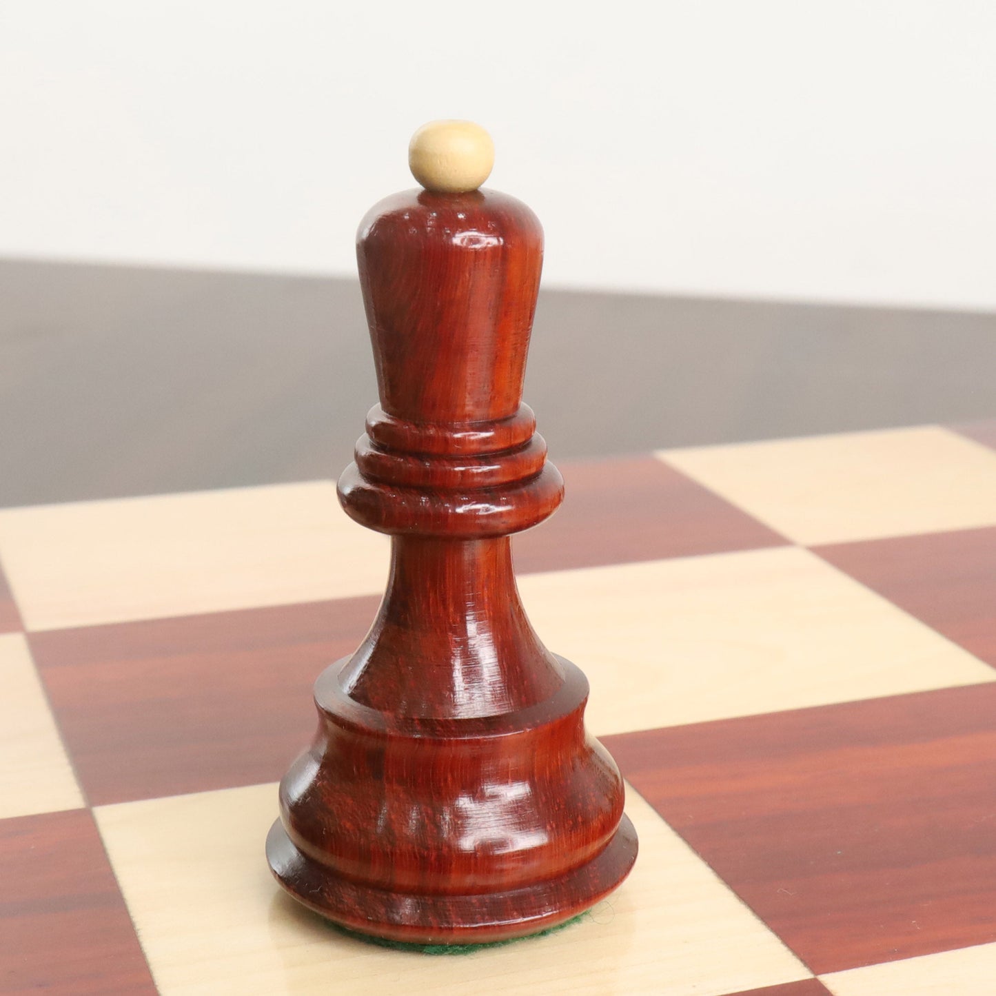 Jeu d'échecs russe Zagreb 59' légèrement imparfait - Pièces d'échecs uniquement - Bois de rose à double poids