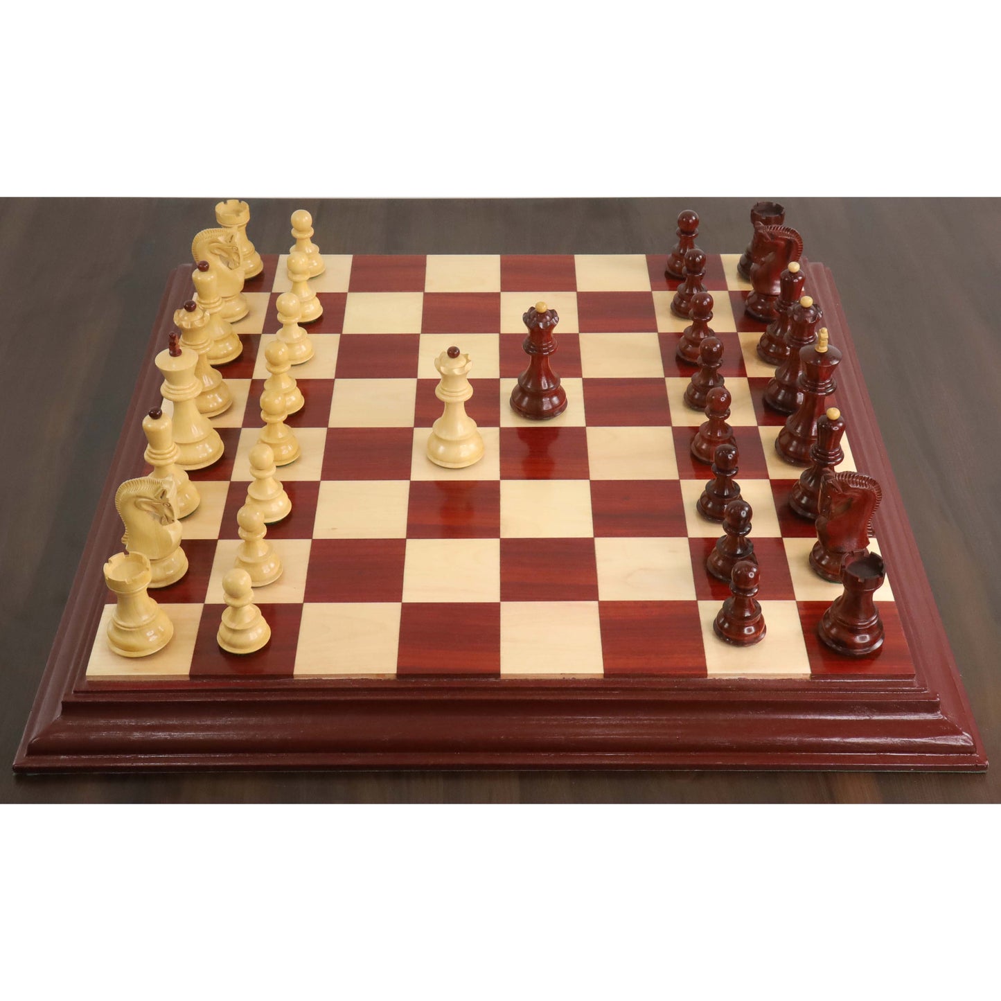 Jeu d'échecs russe Zagreb 59' légèrement imparfait - Pièces d'échecs uniquement - Bois de rose à double poids