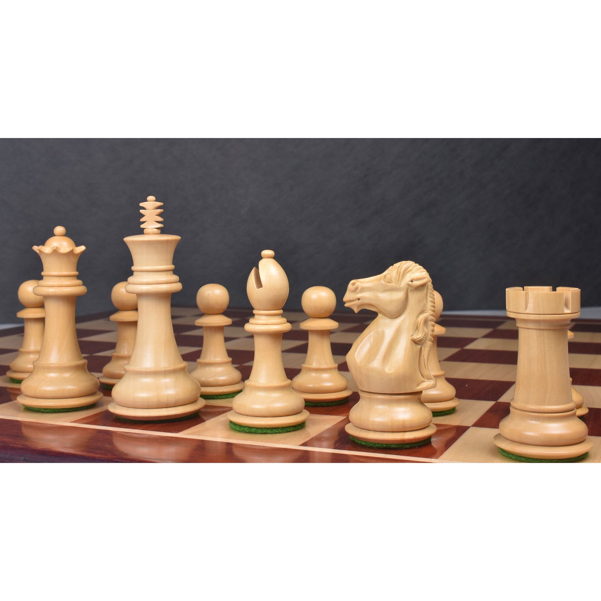 Royal Knight Staunton Chess Pieces Only set