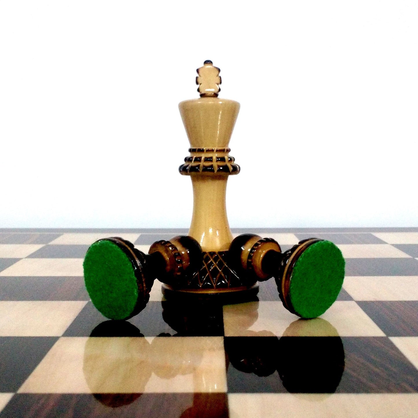 Slightly Imperfect 3.9" Parker Staunton Carved Chess Set - Chess Pieces Only- Lacquer (gloss)finish Boxwood