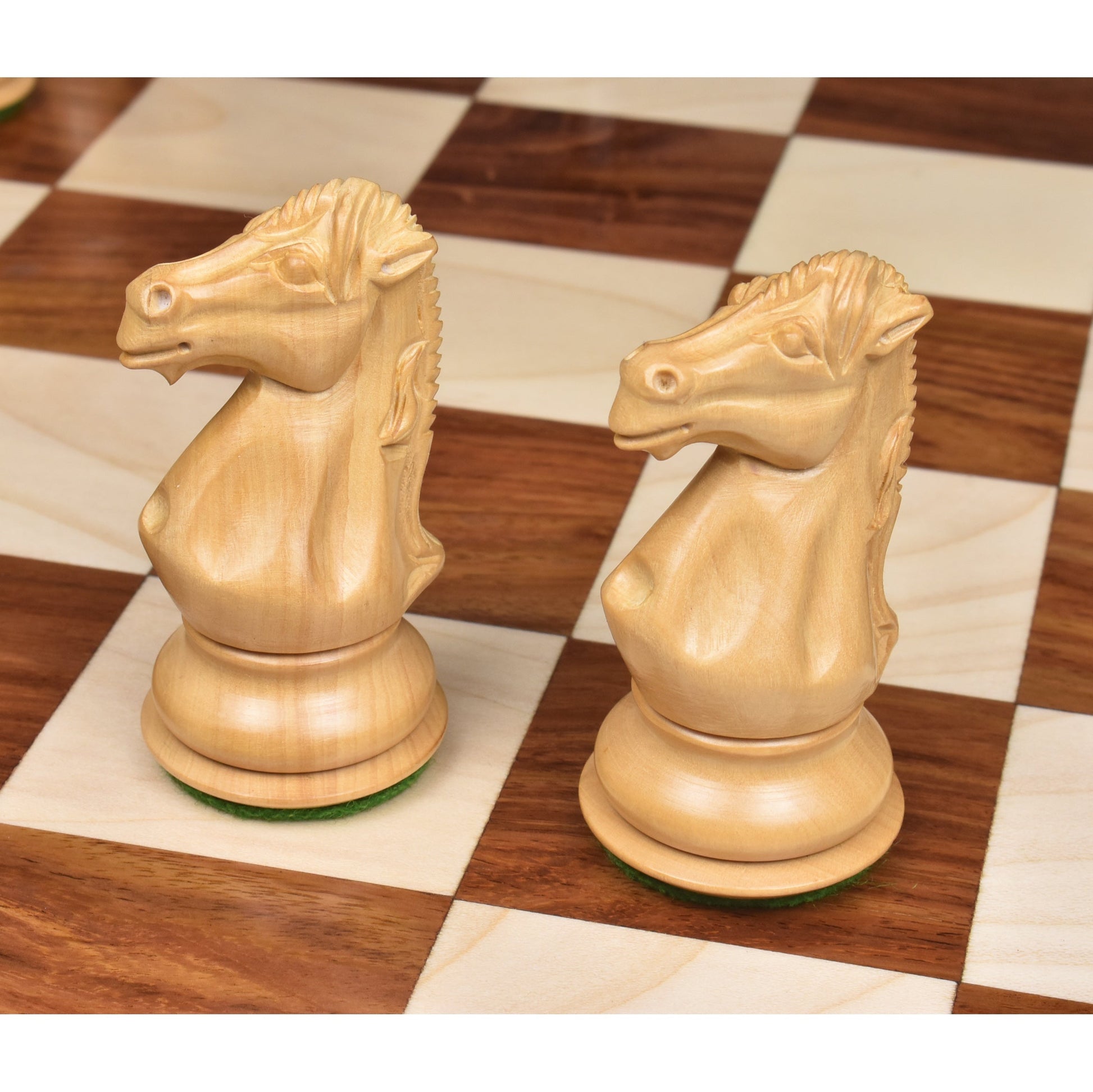 Royal Knight Staunton Chess Pieces Only set