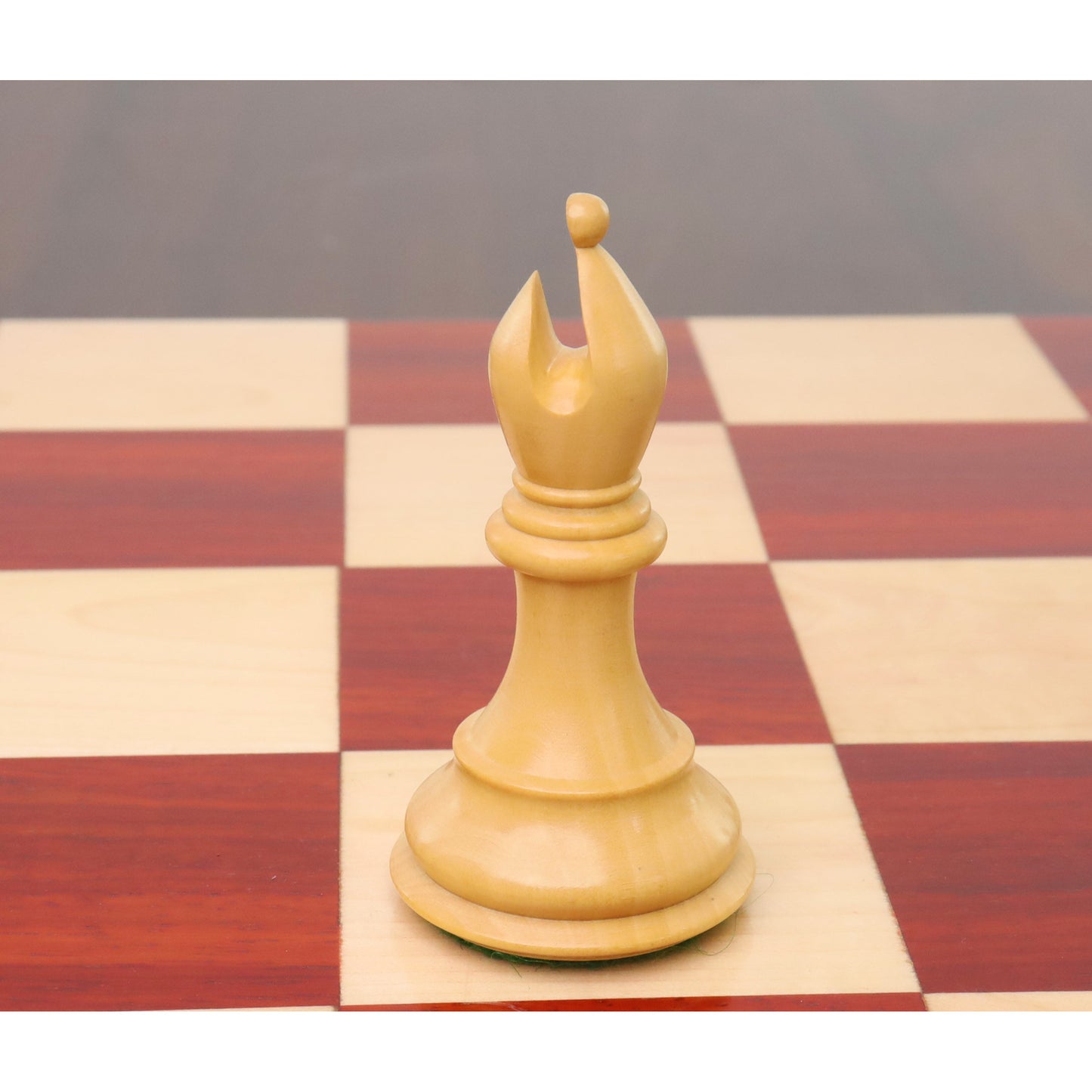 Jeu d'échecs de luxe Staunton élégant de 4 pouces légèrement imparfait - Pièces d'échecs uniquement - Bois de rose à triple lestage