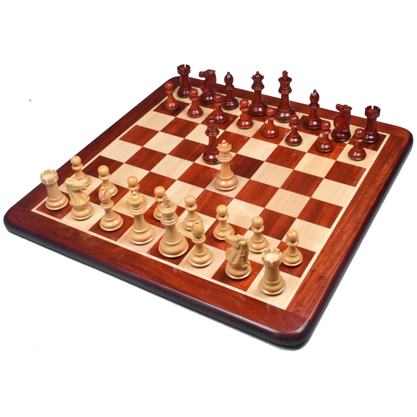 Royal Knight Staunton Chess Pieces Only set